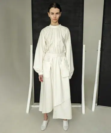 AP012 - Cream Peasant Open Back Dress